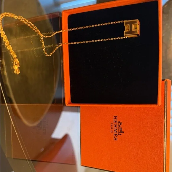 Authentic Cage d'h Hermes Pendant Necklace - Picture 2 of 10